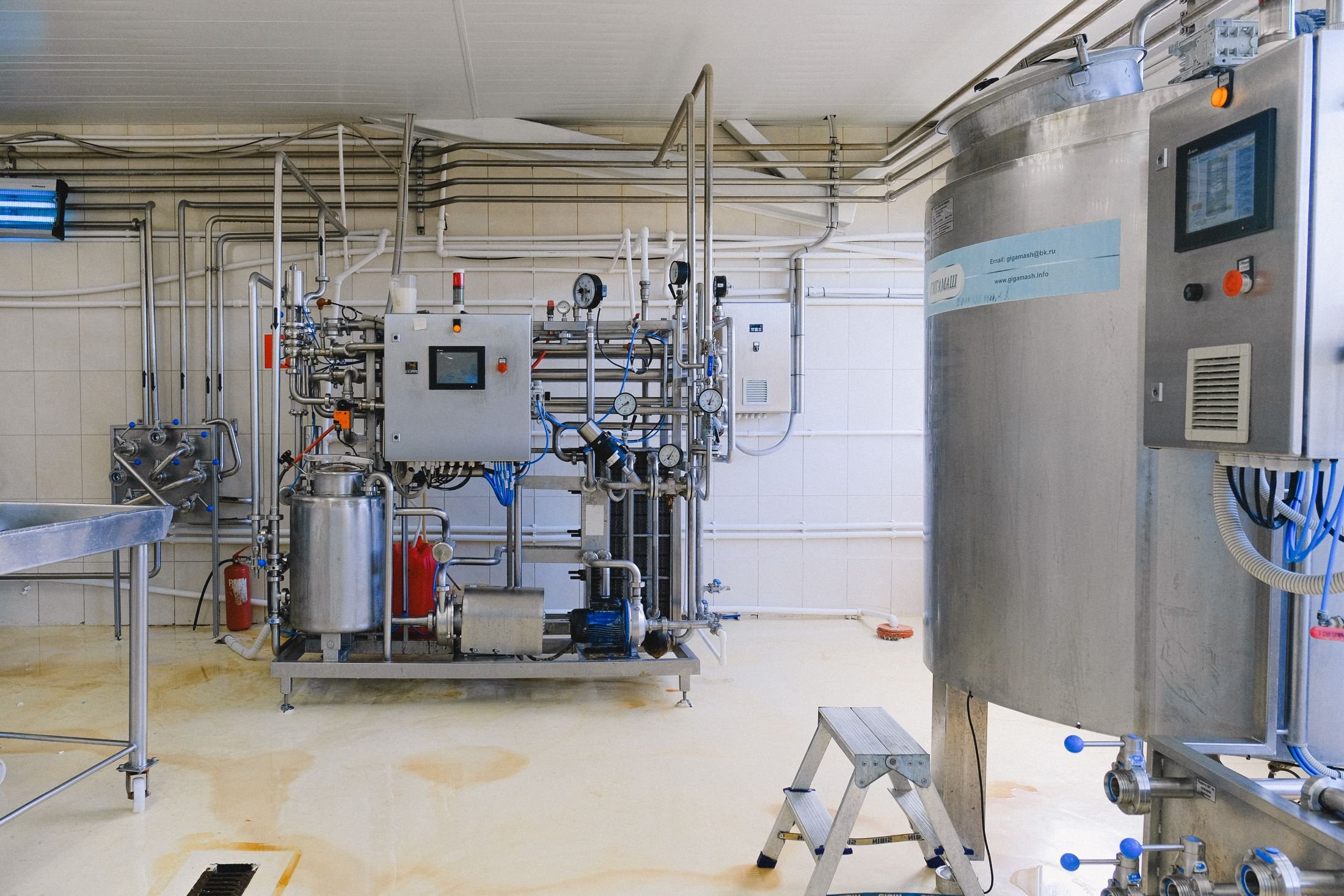 Industrial plant equipment, piping and mechanical assemblies